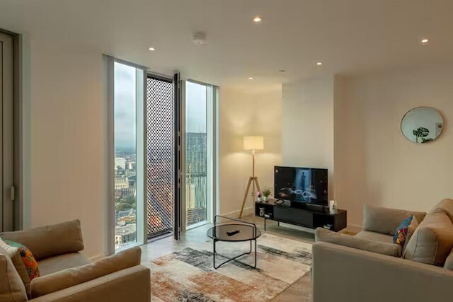 2ベッドルーム - スリープス4 - パーキング - セントラル - シティビュー