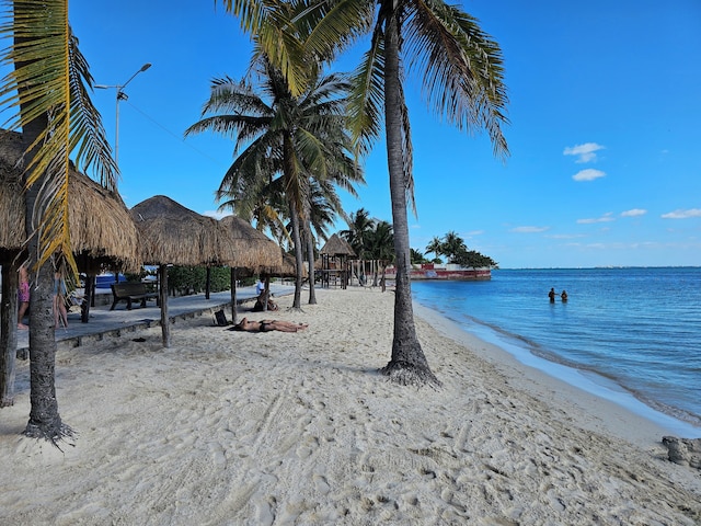 ブリサス バヒア アズール ハビタシオネス