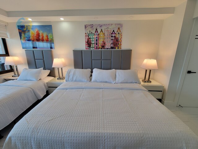 アレクサンダー 903 4 ベッドルーム アパート