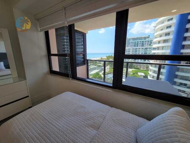 アレクサンダー 903 4 ベッドルーム アパート