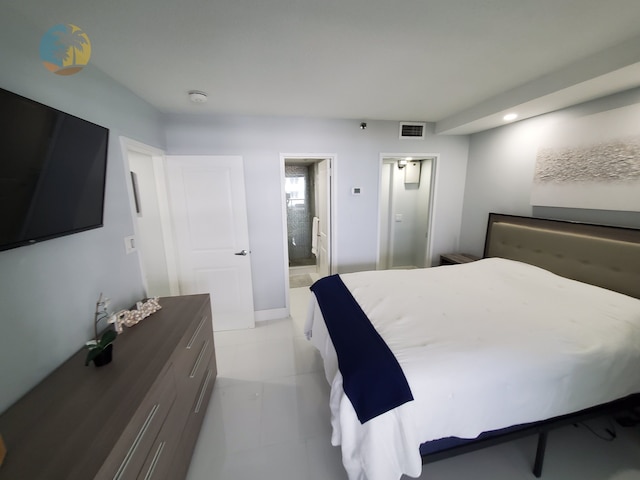 アレクサンダー 1104 3 ベッドルーム コンド