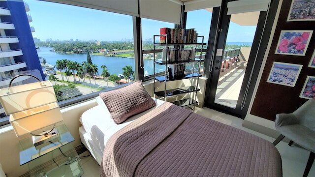 アレクサンダー 1419/21 5 ベッドルーム アパートメント