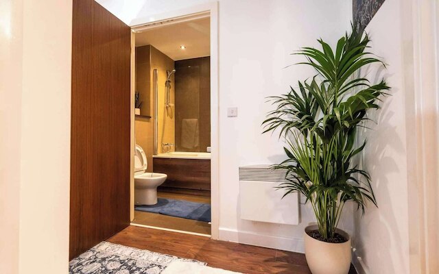 メガ1 ラグジュアリー アパートメント、サルフォード、マンチェスター