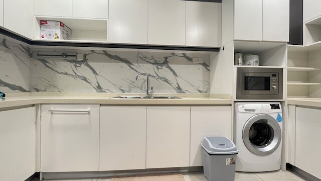 リバーソン ソホ コタ ミナバル ニア イマゴ