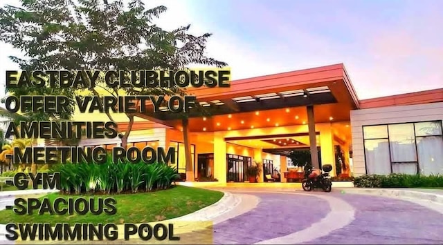 イーストベイ レジデンシズ