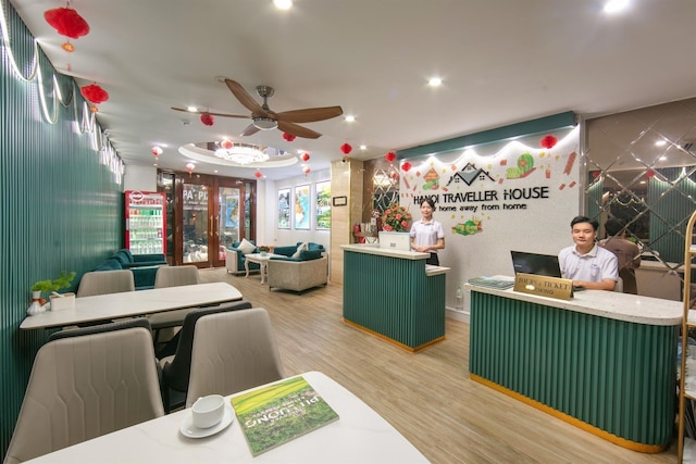 ハノイ トラベラー ハウス