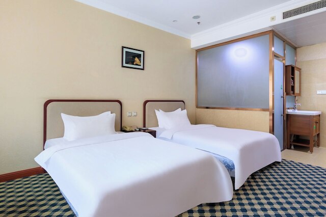 Beijing Longge Hotel