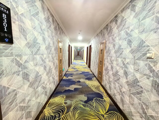 Beijing Longge Hotel