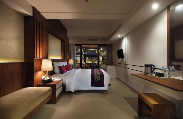 ナディ ホテル レギャン