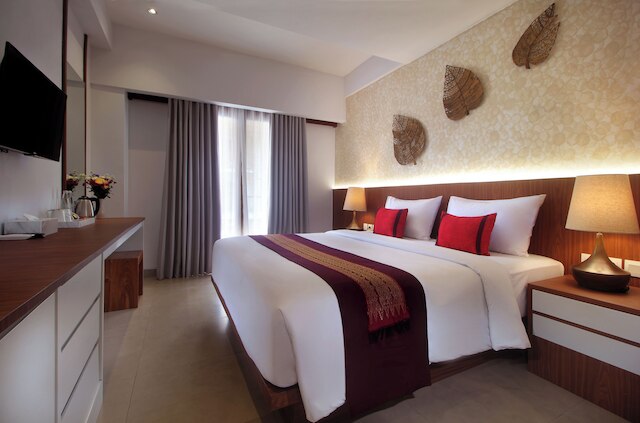 ナディ ホテル レギャン