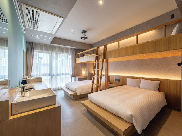 レイサー沖縄那覇泊ふ頭