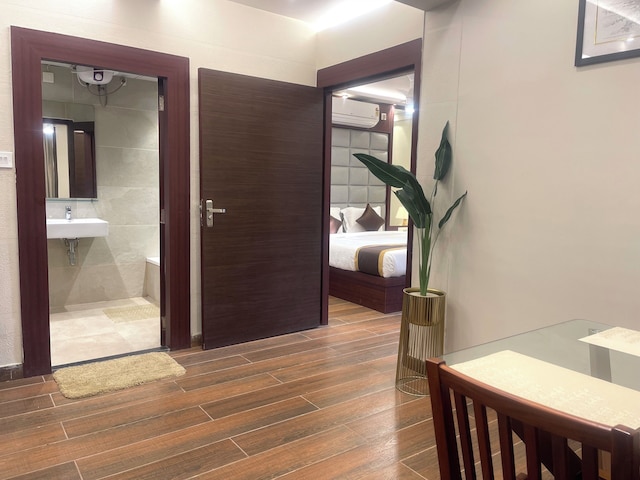 ザ クリスタル ニュータウン コルカタ