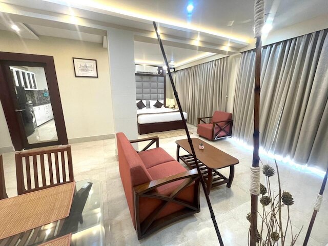 ザ クリスタル ニュータウン コルカタ