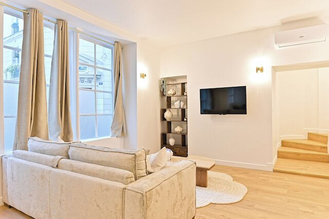 スーパーブ エアコンディションド フラット ギャラリー ラファイエット