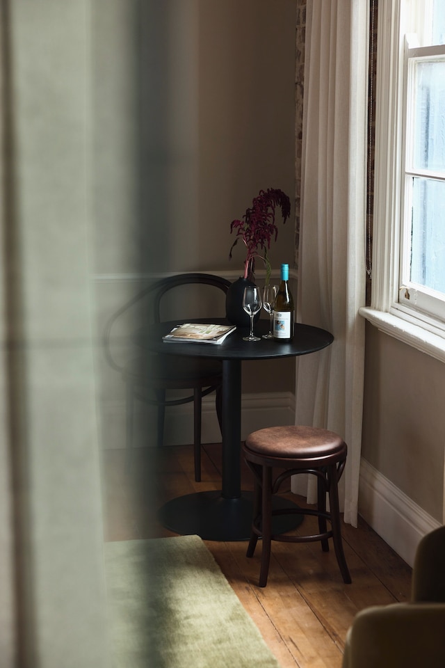 エンパイア ホテル