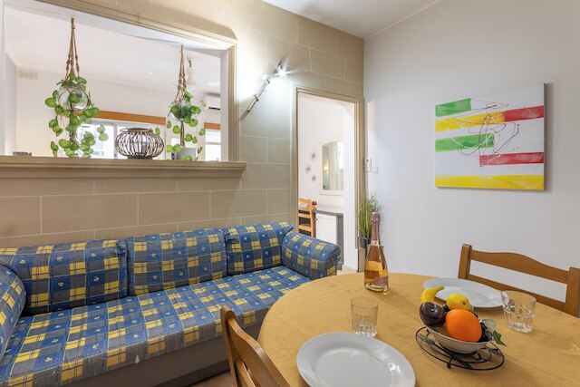 エグザイルズベイ - ステファネラ アパート 6