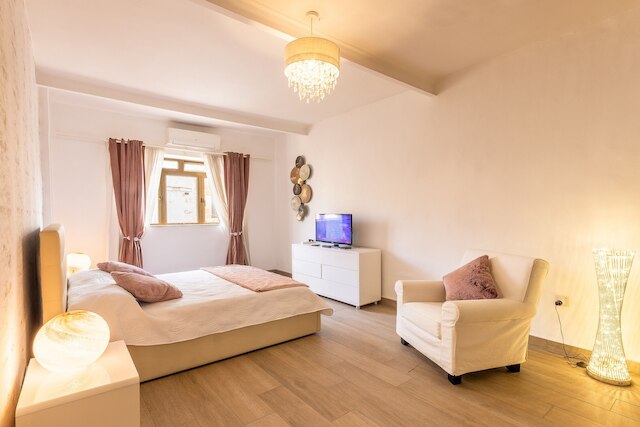 マグニフィセント シービュー ペントハウス コスピクア