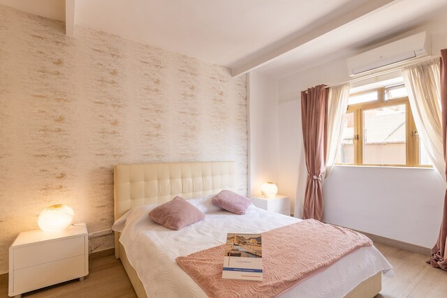 マグニフィセント シービュー ペントハウス コスピクア