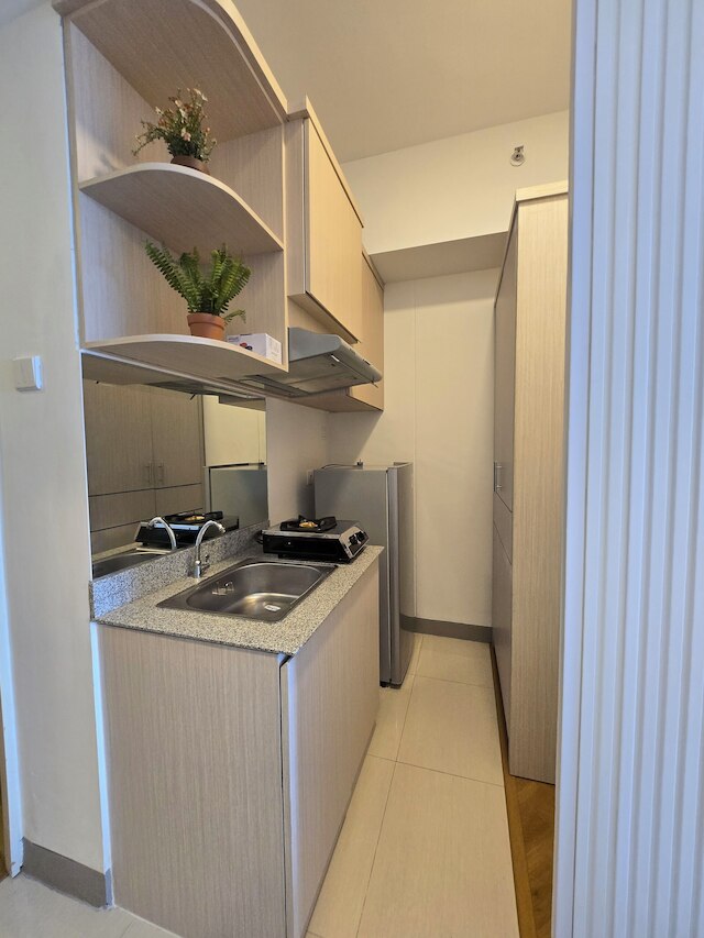 コスミー ベンソン 38 アパートメント