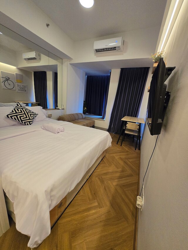 コスミー ベンソン 38 アパートメント