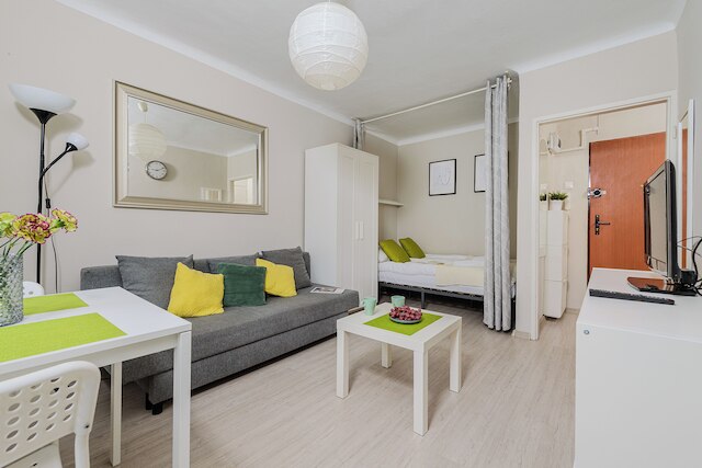 ショートステイポーランド ヤナ ソビエスキエゴ B082