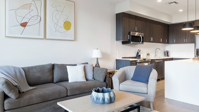 ランディング アパートメント ニア ターソン コンベンションセンター