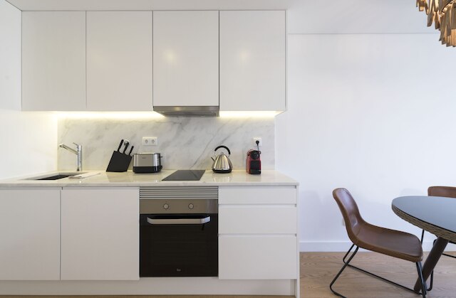 ダウンタウン ブライト アパートメント ウィズ バルコニー バイ バケーション