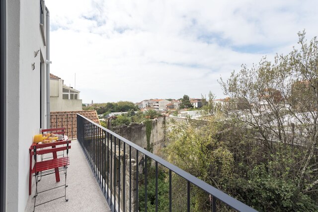 ダウンタウン ブライト アパートメント ウィズ バルコニー バイ バケーション