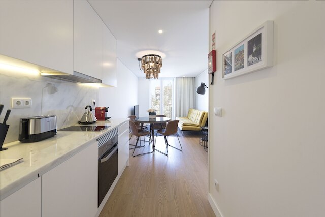 ダウンタウン ブライト アパートメント ウィズ バルコニー バイ バケーション