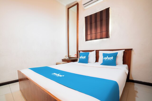 リハット アット ホテル 10 ブア バトゥ