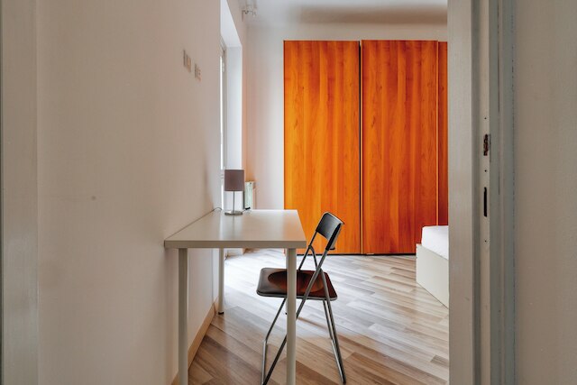 ジョイヴィー スタイリッシュ フラット クローズ トゥ センター