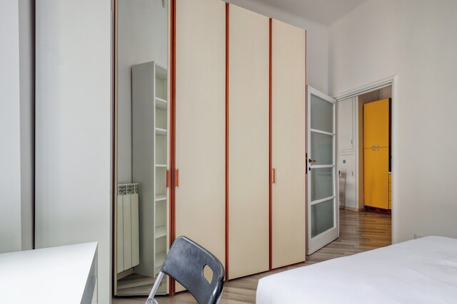 ジョイヴィー スタイリッシュ フラット クローズ トゥ センター