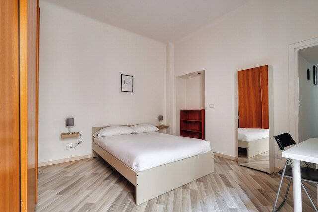 ジョイヴィー スタイリッシュ フラット クローズ トゥ センター