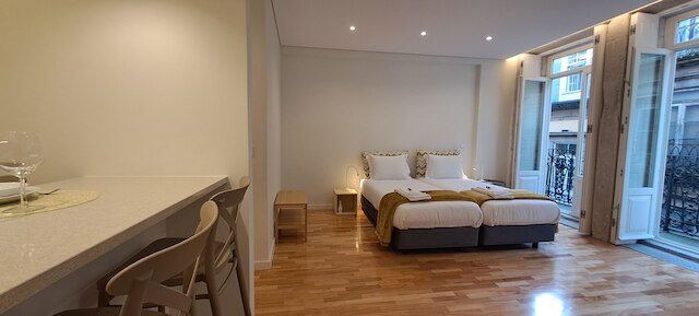 ALMARELA アパートメンツ