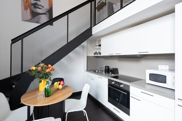 コージー アパートメント ニア カルリン スクエア