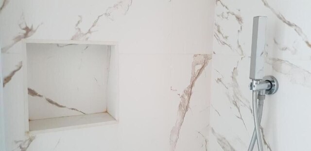 カーサ ミラノ クラシック エレガンス ウィズ バルコニー