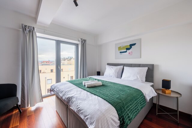 モダン ペントハウス ウィズ 3 ベッドルームズ