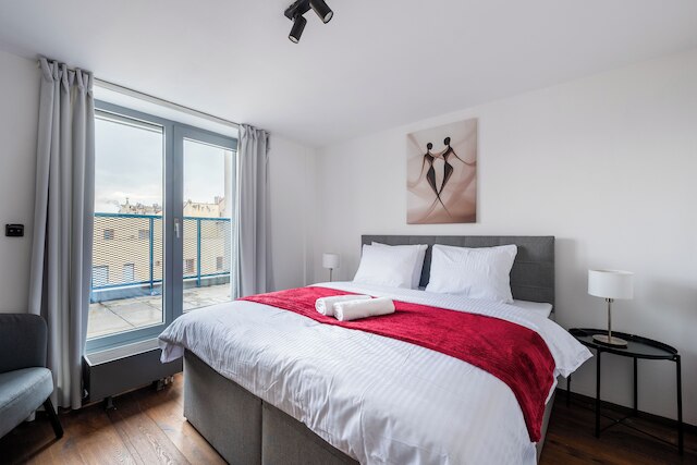 モダン ペントハウス ウィズ 3 ベッドルームズ