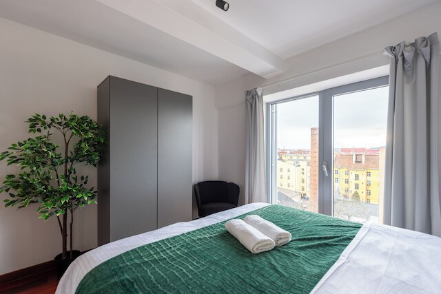 モダン ペントハウス ウィズ 3 ベッドルームズ