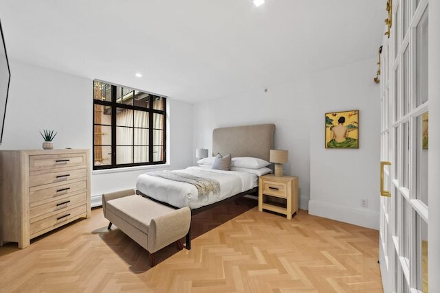 クリントン バイ Rovetravel 3ベッドルーム デュプレックス ウィズ バックヤード