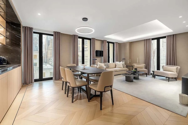 マンダリン XII バイ ローブ 2ベッドルーム アパートメント ウィズ シェアード アメニティーズ