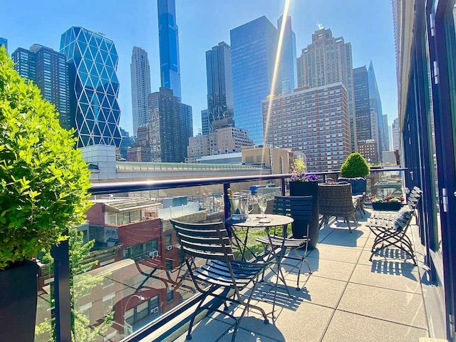 ベスパー コート バイ ローブ デュプレックス PH ウィズ ホットタブ ルーフ