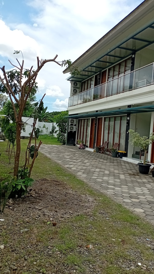 ライカ ホームステイ