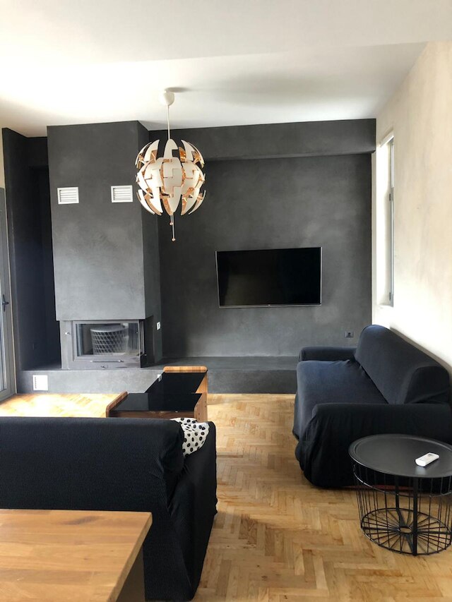 ラグジュリアス アパートメント ウィズ ビッグ バルコニー ベスト ロケーション