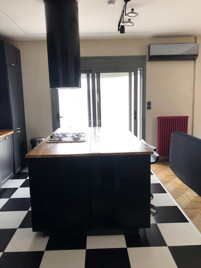 ラグジュリアス アパートメント ウィズ ビッグ バルコニー ベスト ロケーション