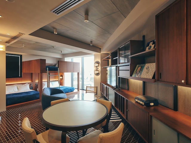 illi Amu Shimokitazawa