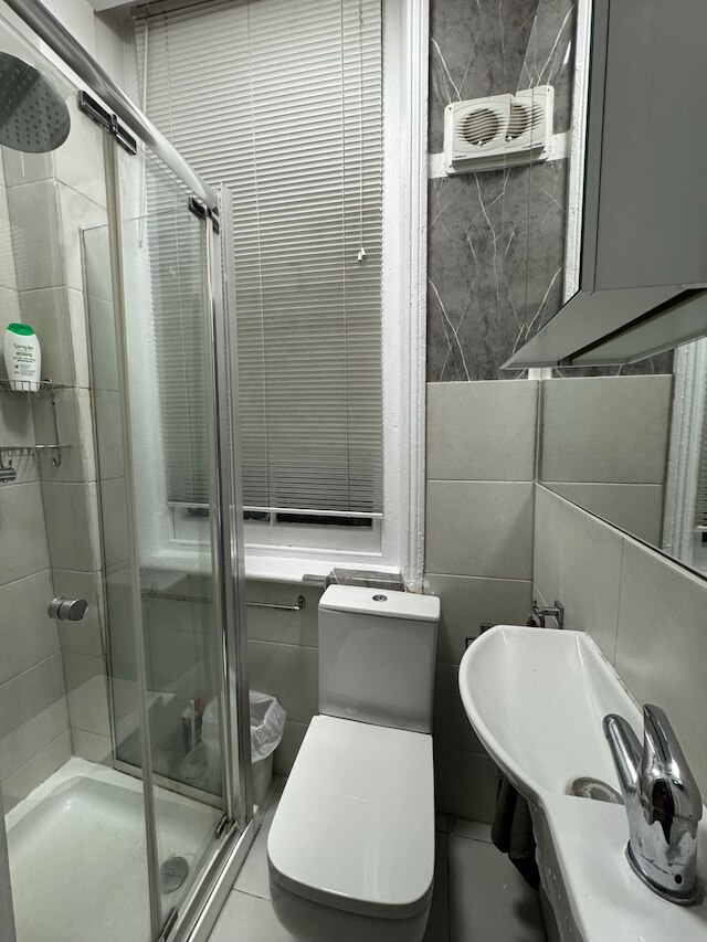 ロンドン エスケープ - コージー アパートメント イン ザ シティ