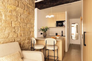 モダン アパートメント エアコン 1ベッドルーム 4P パンテオン