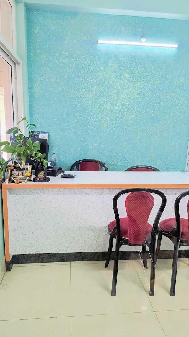 デブ ゲストハウス