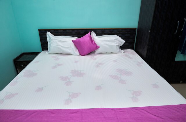 デブ ゲストハウス